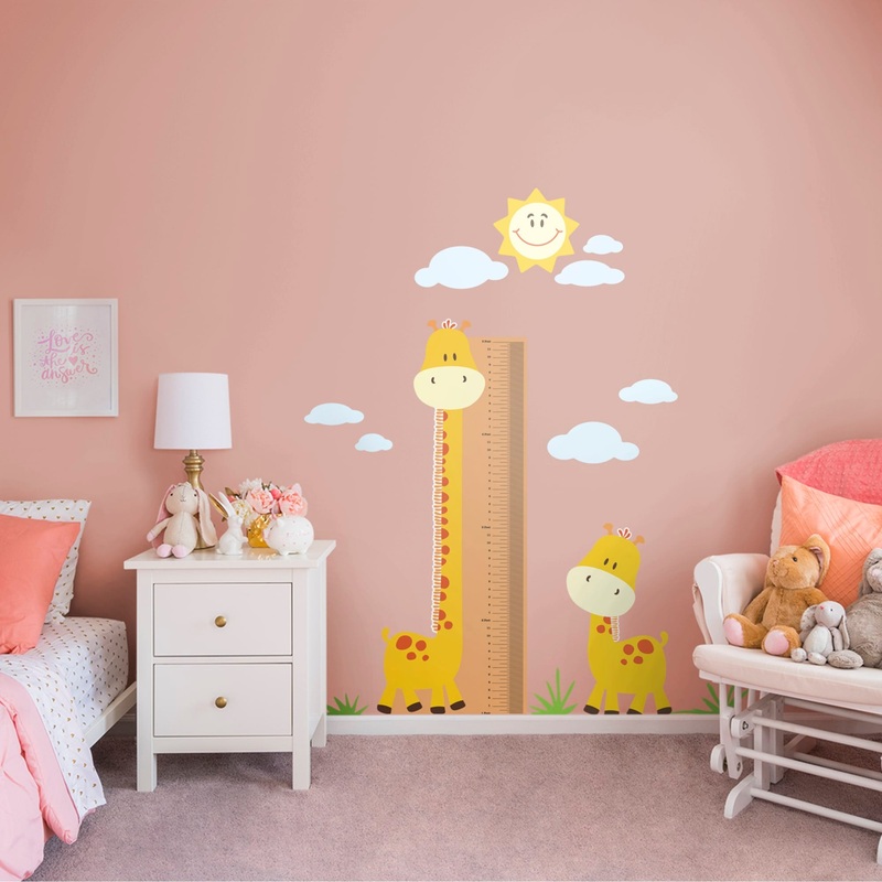 Nursery: Giraffe Growth Chart – Removable Vinyl Decal