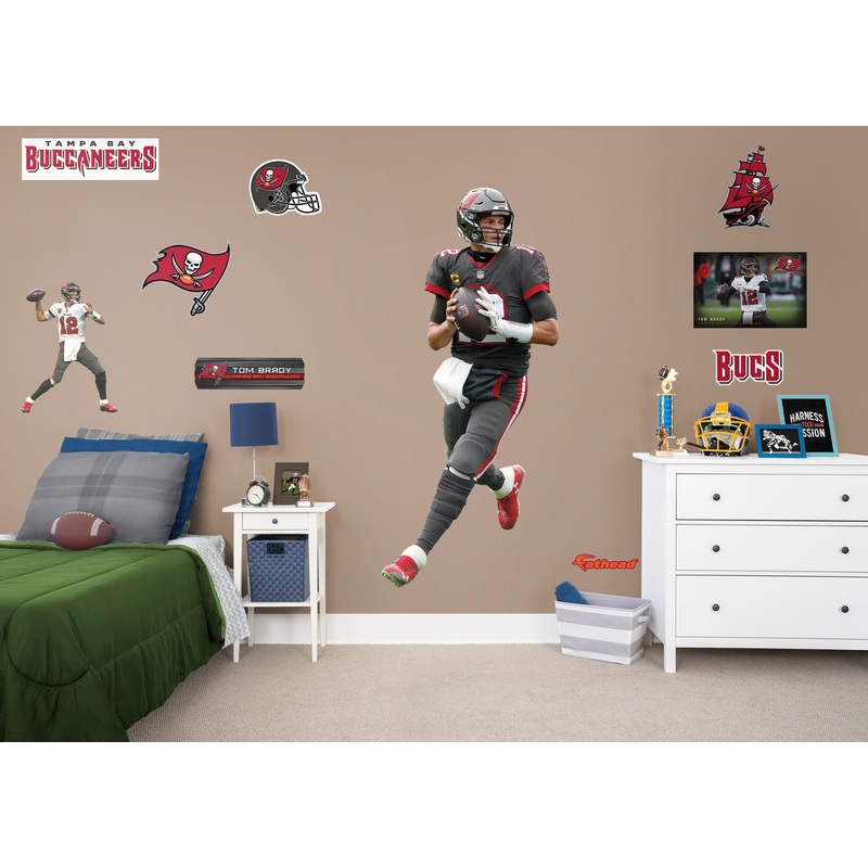 Tom Brady – RealBig Collection – Official NFL – Tampa Bay Buccaneers – Reusable Vinyl Wall Decals
