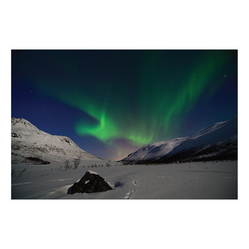 Popular Landmarks: Aurora Borealis Realistic Poster – Removable Adhesive Decal