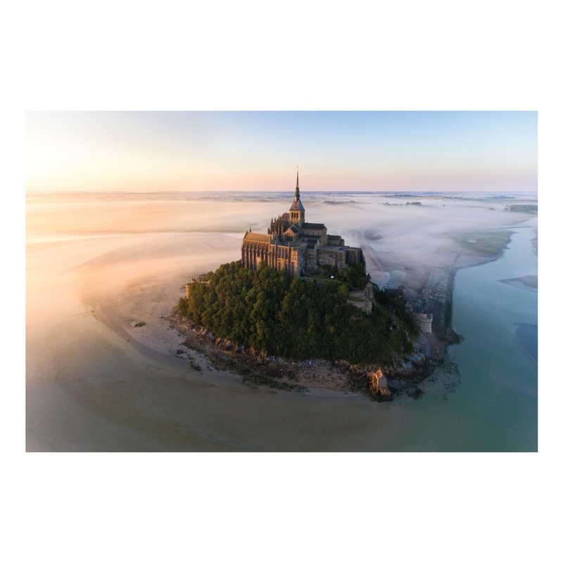 Popular Landmarks: Mont Saint-Michel Realistic Foggy Poster – Removable Adhesive Decal