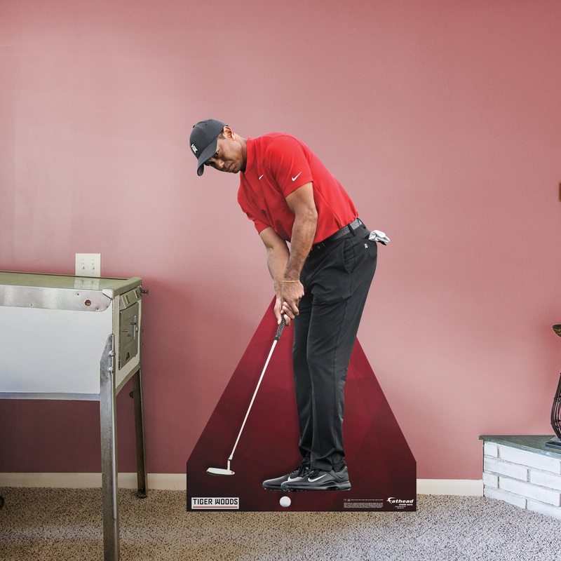 Tiger Woods Putting – Life-Size Stand Out – Officially Licensed – Foam Core Cutout