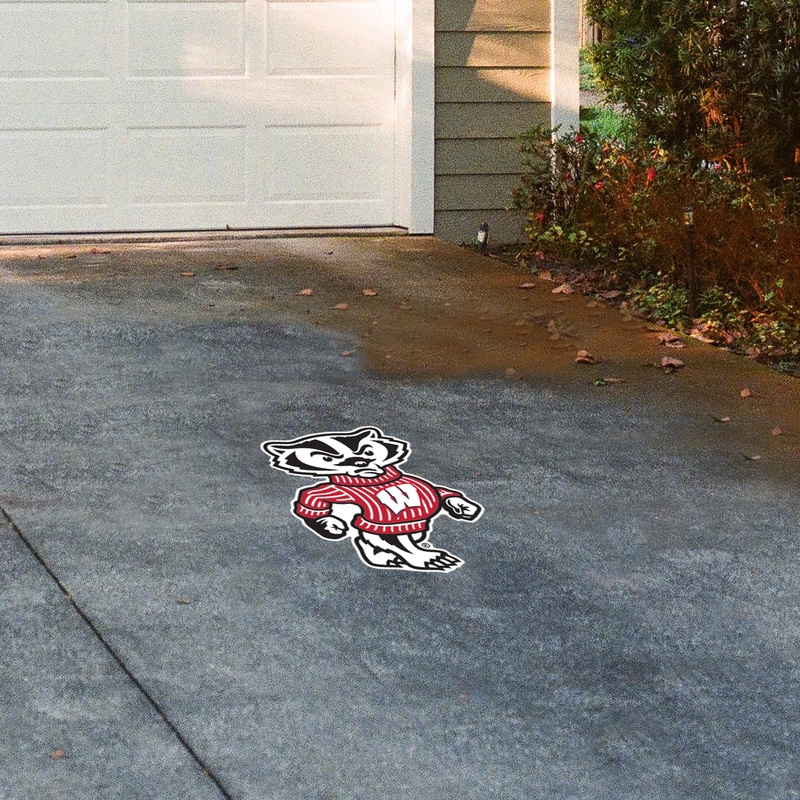 Wisconsin Badgers – Bucky Logo – Outdoor Floor Decal – Official NCAA – Scratch Resistant Alumigraphics Grip