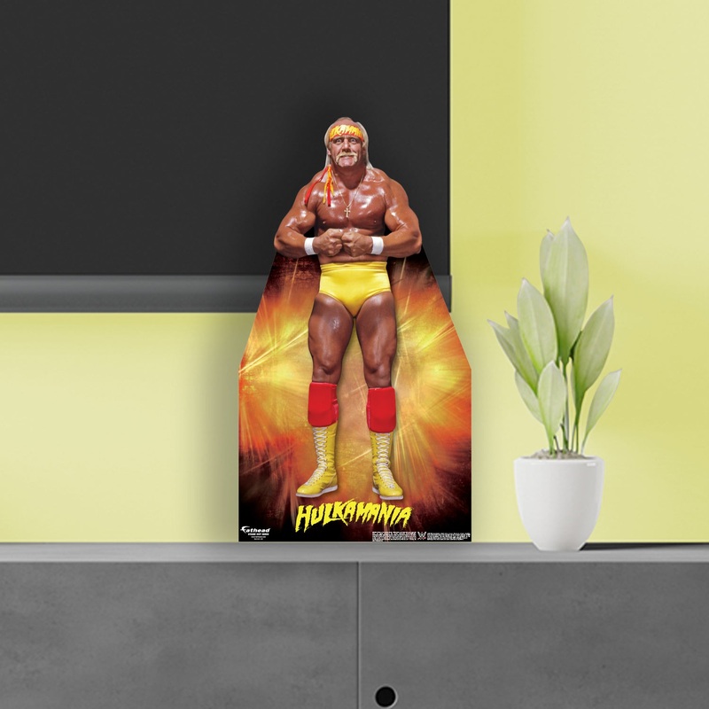 Hulk Hogan – WWE – Mini Stand Out – Official WWE – Cardstock Cutout
