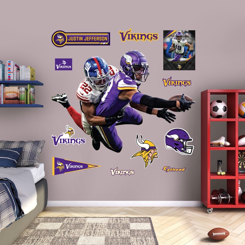 Justin Jefferson Diving TD – RealBig Collection – Official NFL – Minnesota Vikings – Reusable Vinyl Wall Decals