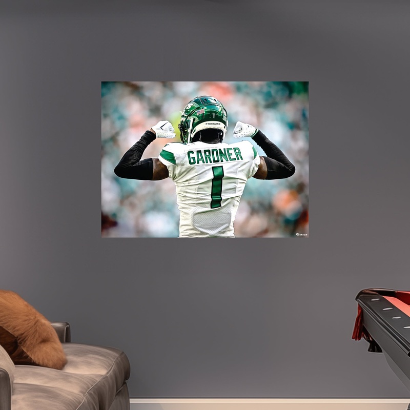 Sauce Gardner – Flex Series – Peel & Stick Poster – Official NFL – New York Jets – Reusable Vinyl Wall Decal