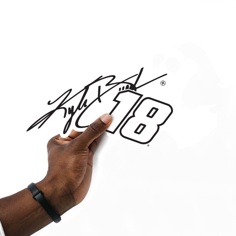 Kyle Busch – 5 Logo Minis (Mixed Sizes) – Official NASCAR – Reusable Vinyl Decals